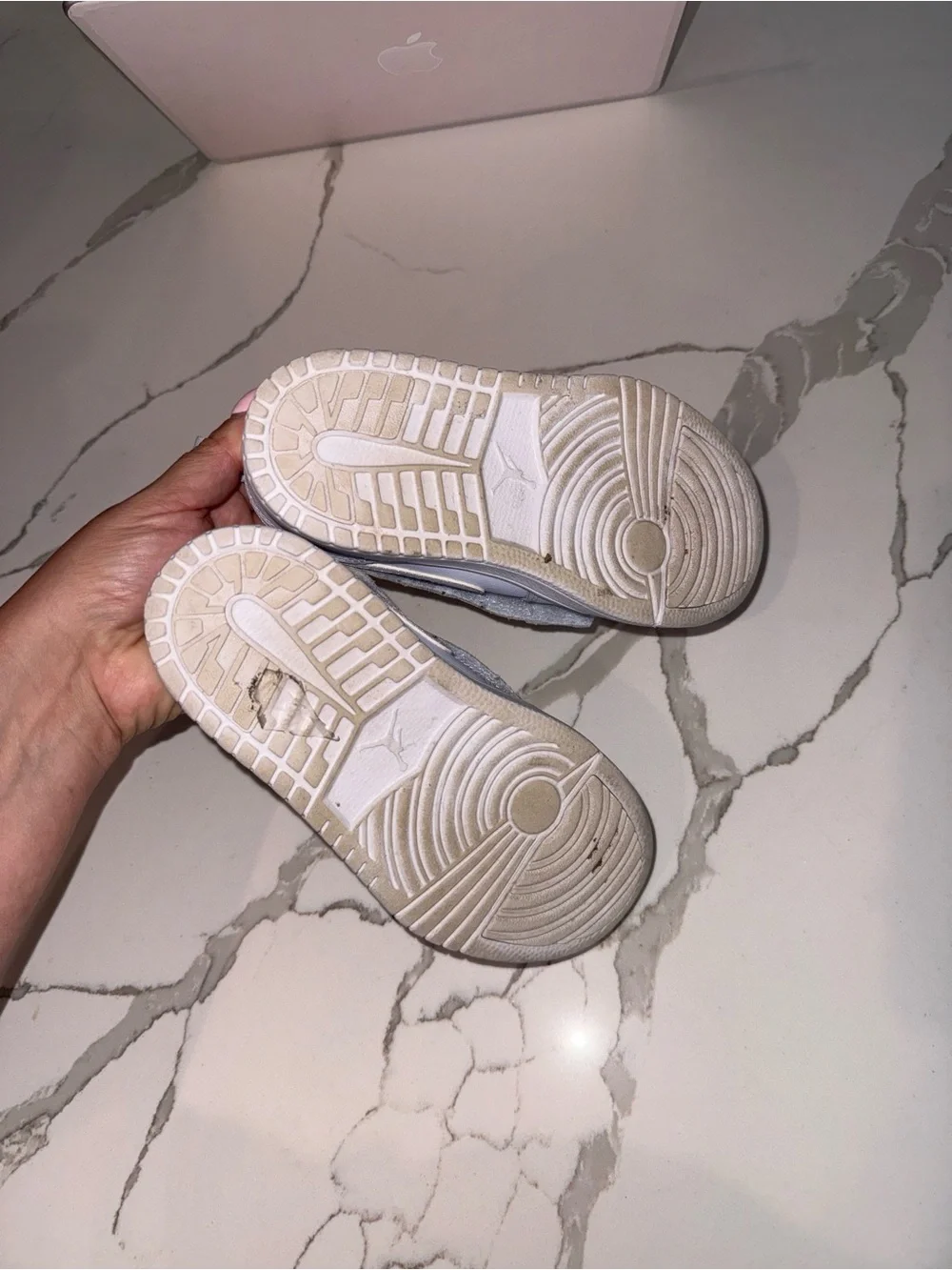 Girls Air Jordan 1 Low Alt